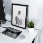 تابلو طرح دختر سیاه قلم 4