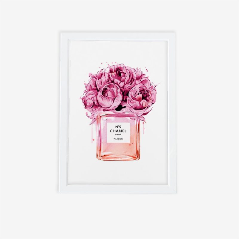 تابلو فانتزی عطر شنل تصویر اصلی