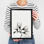 تابلو مدرن گل سیاه و سفید 8